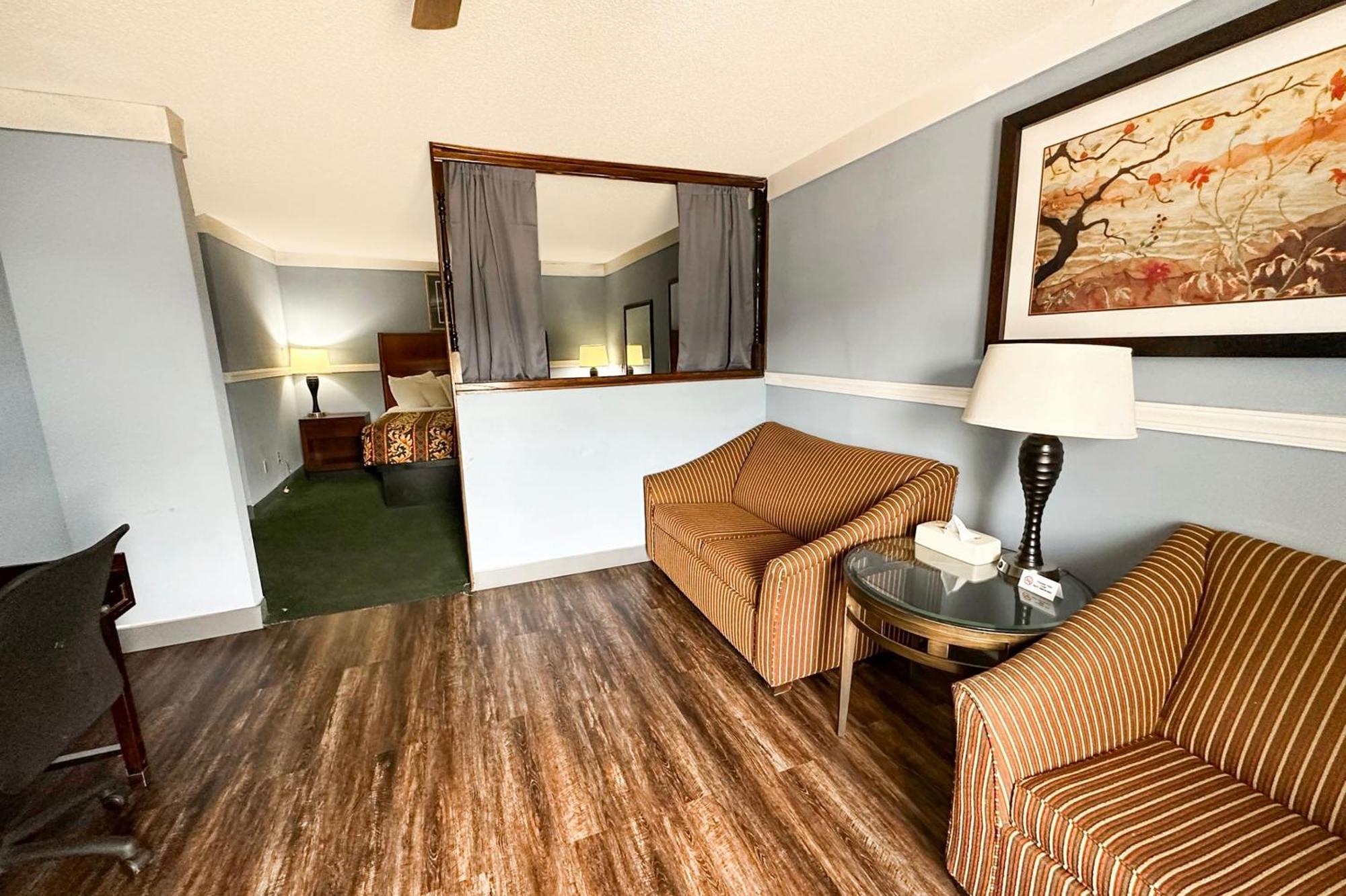Executive Inn Ridgeway I-77 Eksteriør bilde