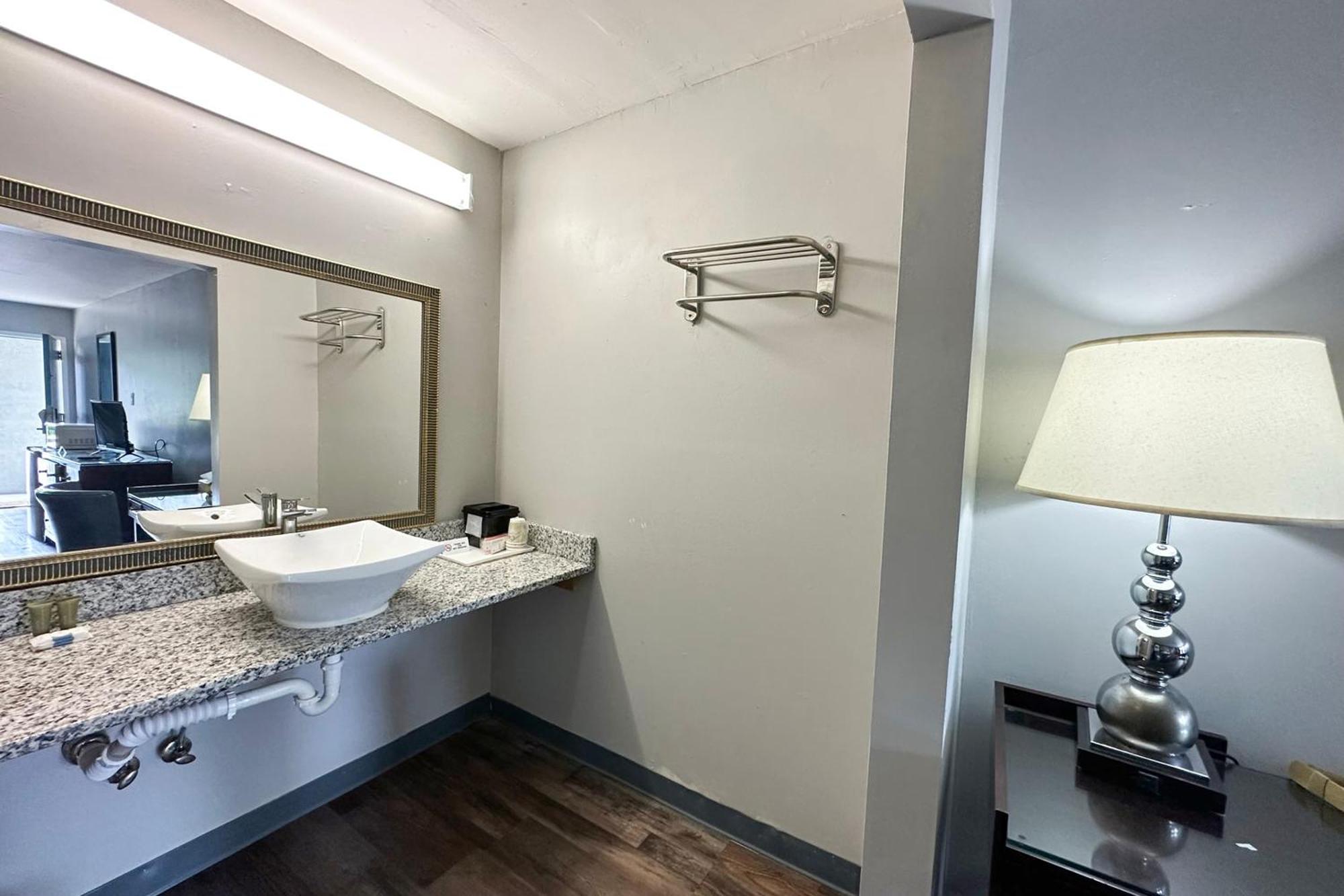 Executive Inn Ridgeway I-77 Eksteriør bilde