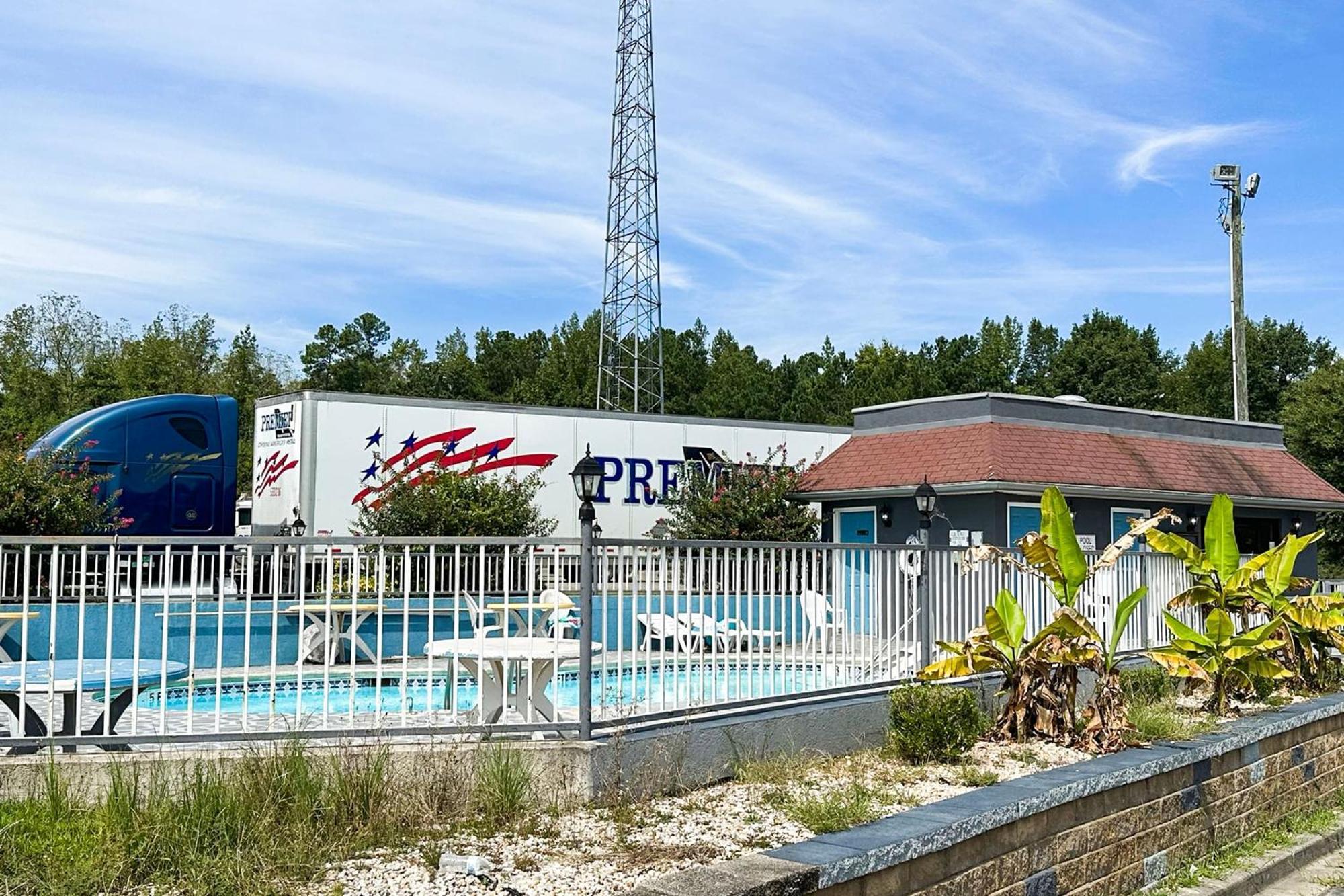 Executive Inn Ridgeway I-77 Eksteriør bilde