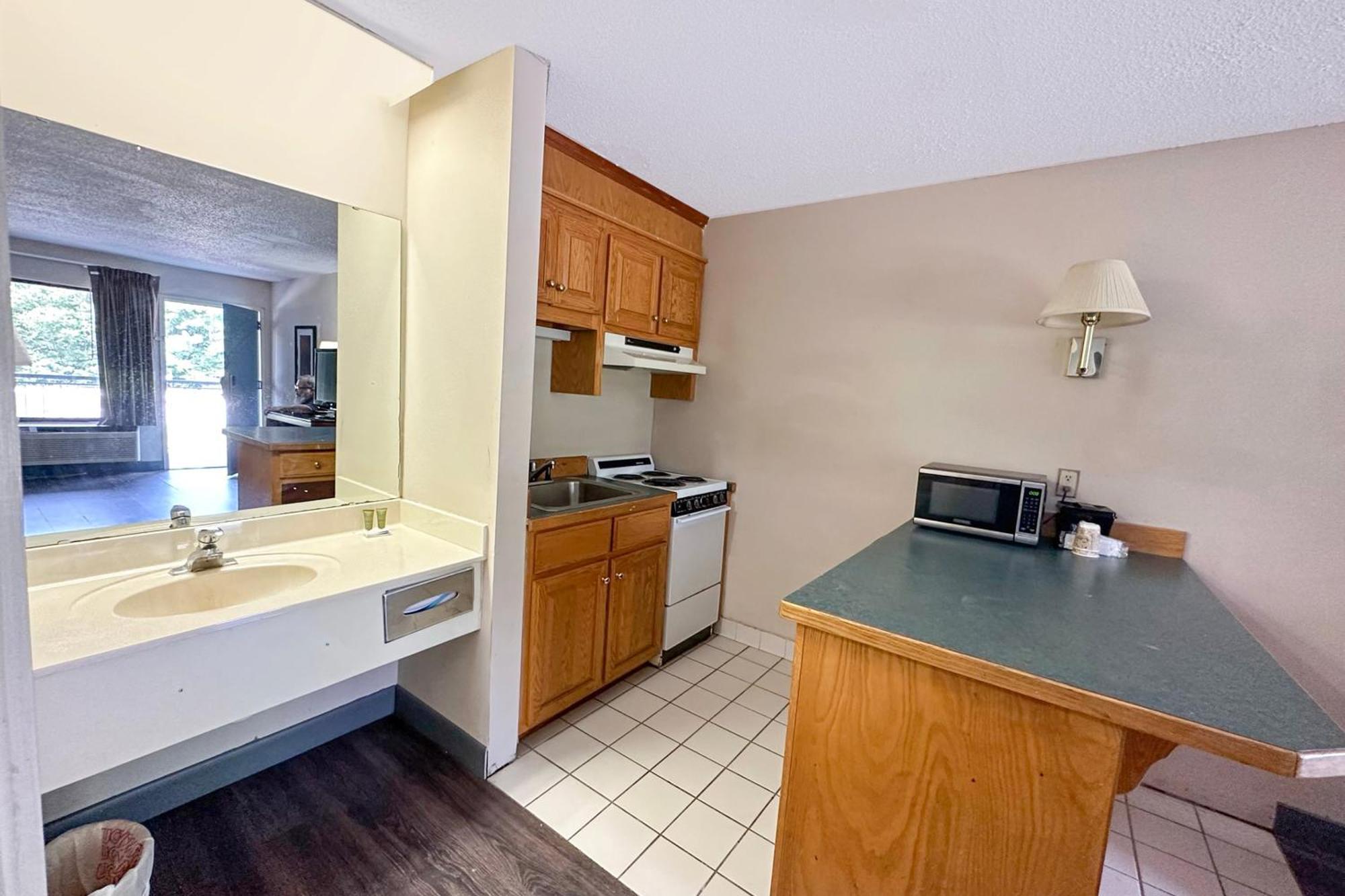 Executive Inn Ridgeway I-77 Eksteriør bilde